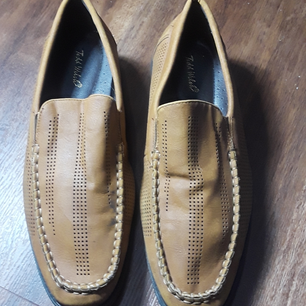 Leather look perforated loafers